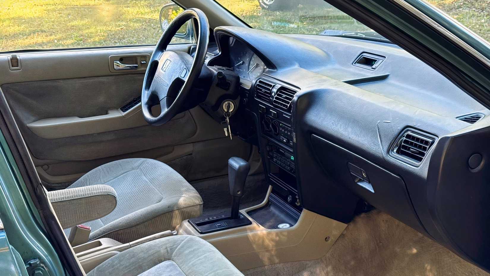 1992 Honda Accord Wagon with 965000 miles interior dashboard overview