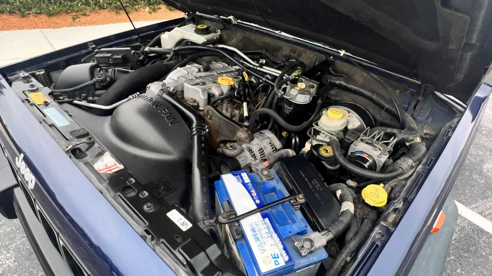 The World’s Cheapest 4x4 With A Diesel Engine And A Manual Transmission