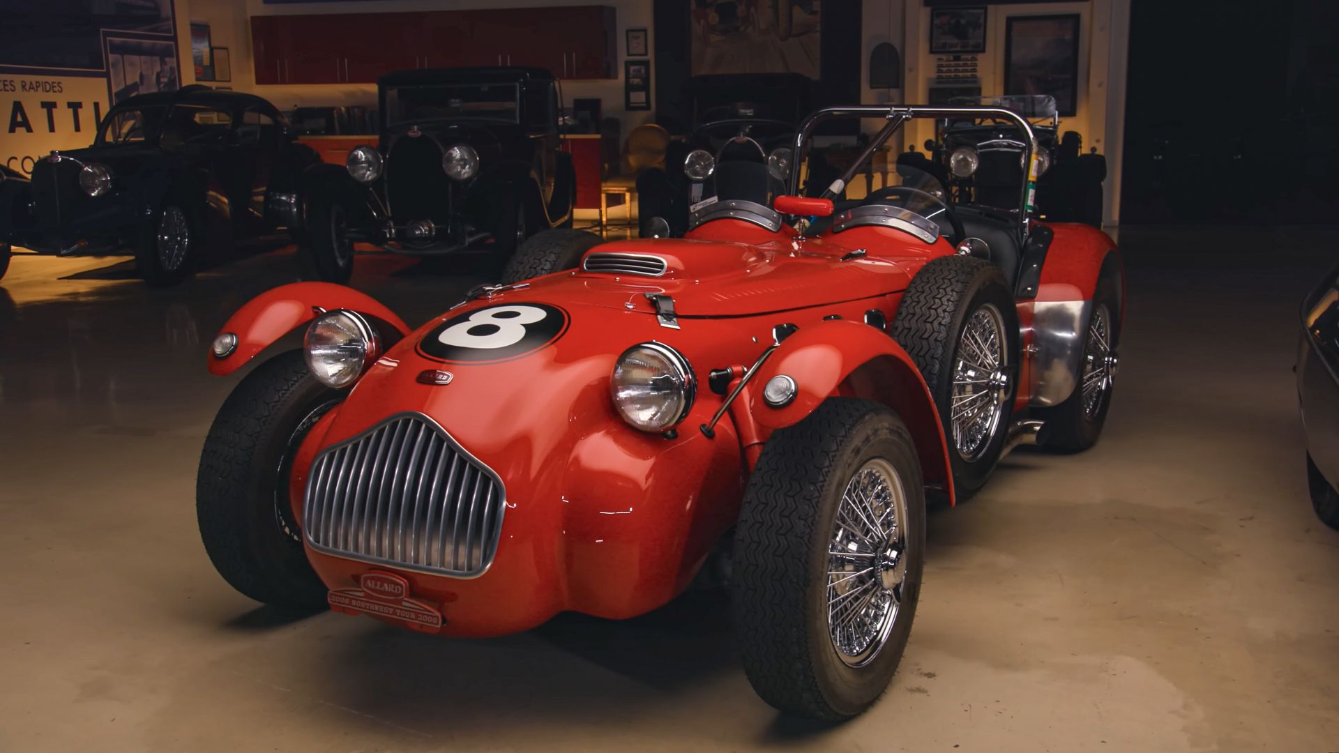 【LENO】 500 HP V8-Powered Roadster Helps Jay Leno Explain What Makes A Car