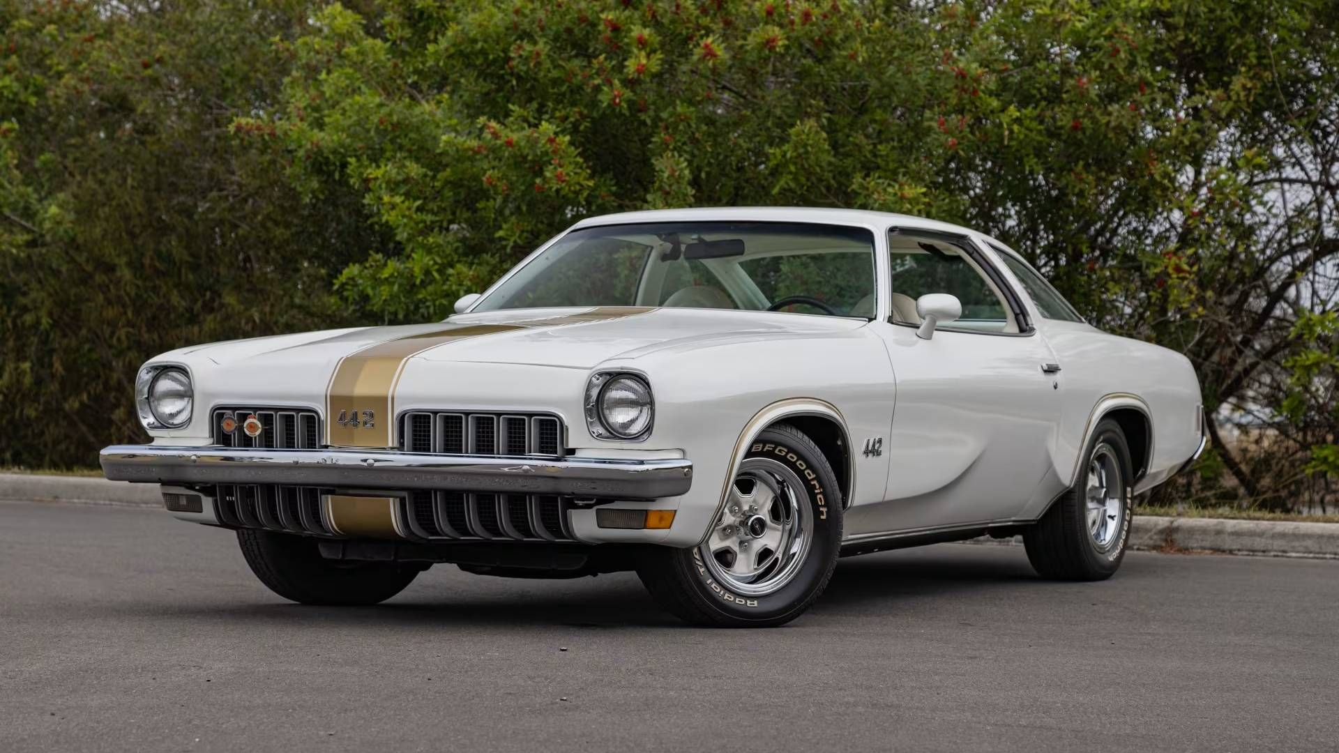 Oldsmobile Cutlass Generations Guide: Engines, Trims, Specs, & Value