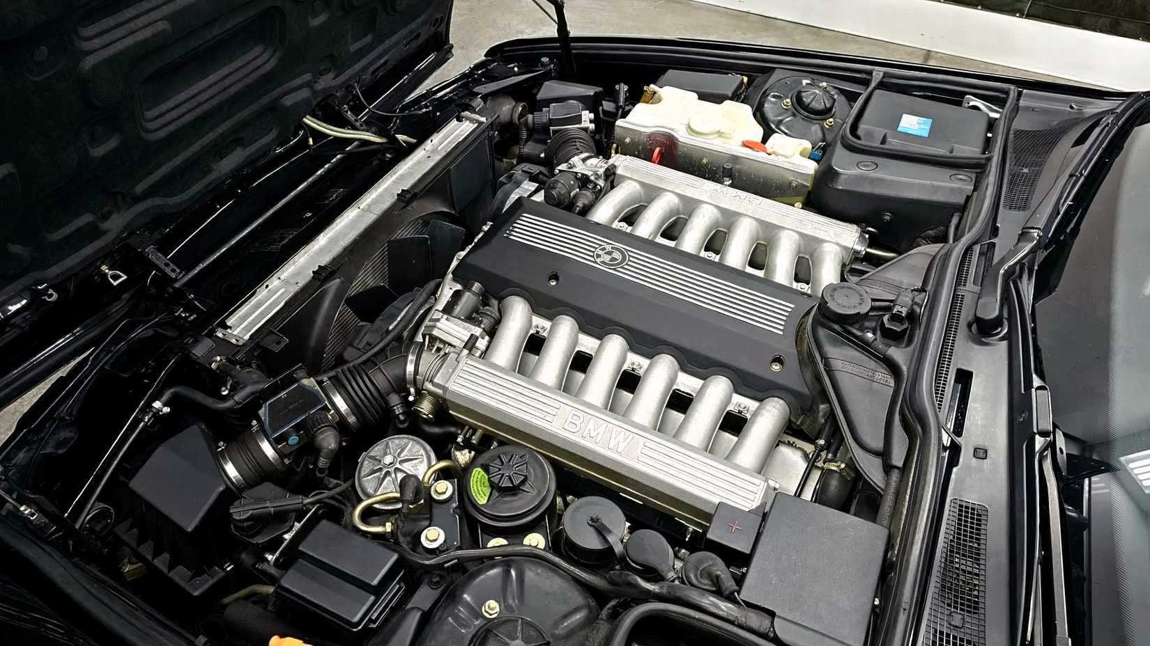 The E32 BMW 7 Series Is The Cheapest V12 Sleeper