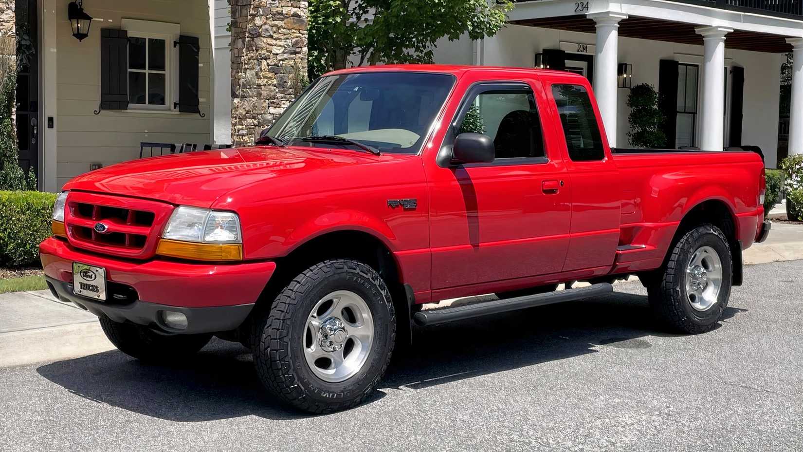 10 Dirt Cheap Manual Transmission Pickup Trucks In 2025