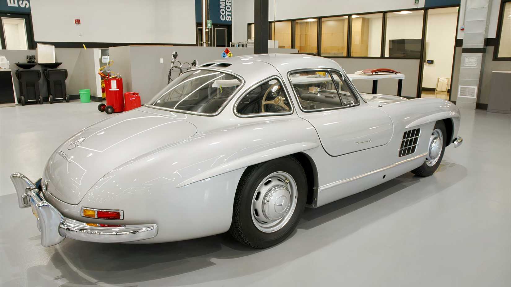 Jay Leno Road Tests Hoovies MercedesBenz