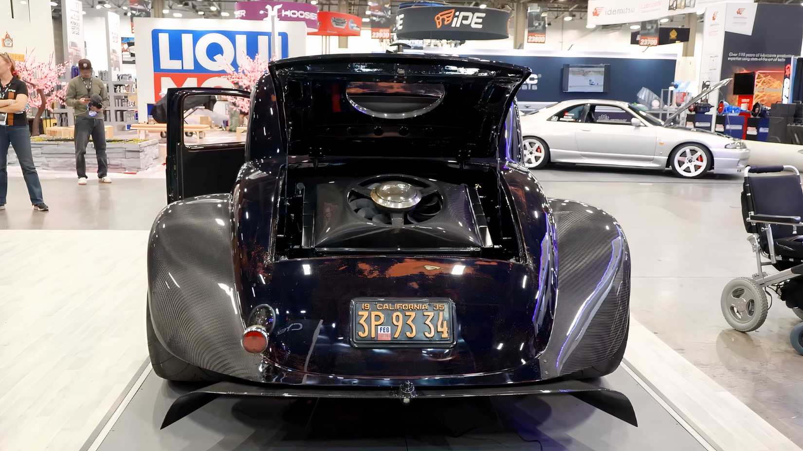 Plymouth GT1 Uses Real GT1 Chassis And 9.0-Liter Viper V10