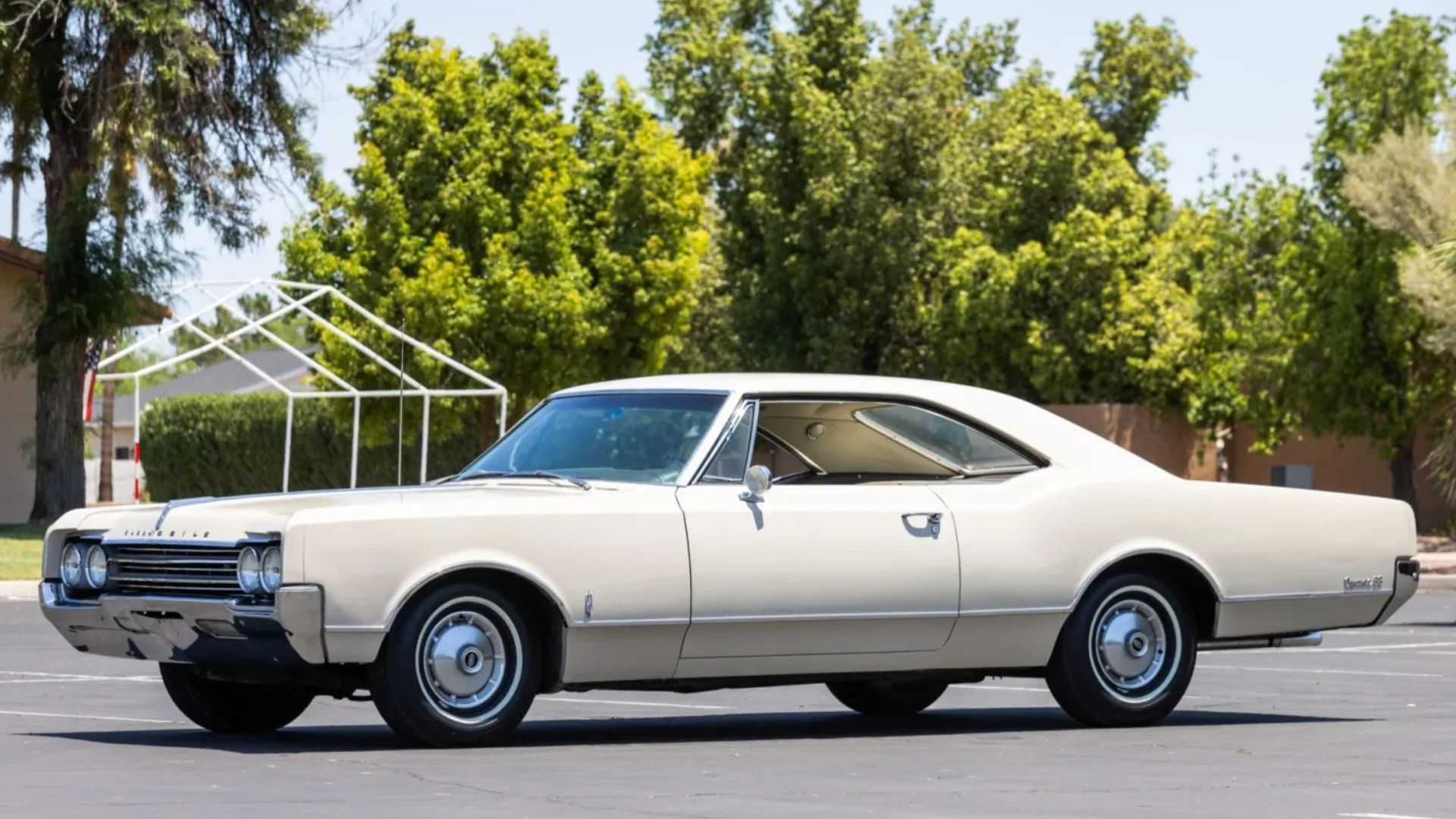 Oldsmobile 88 Generations Guide: Engines, Trims, Specs, & Value