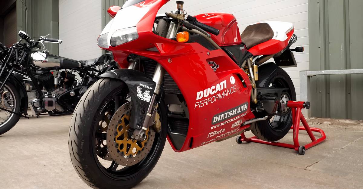 ducati-916-sps-carl-fogarty-