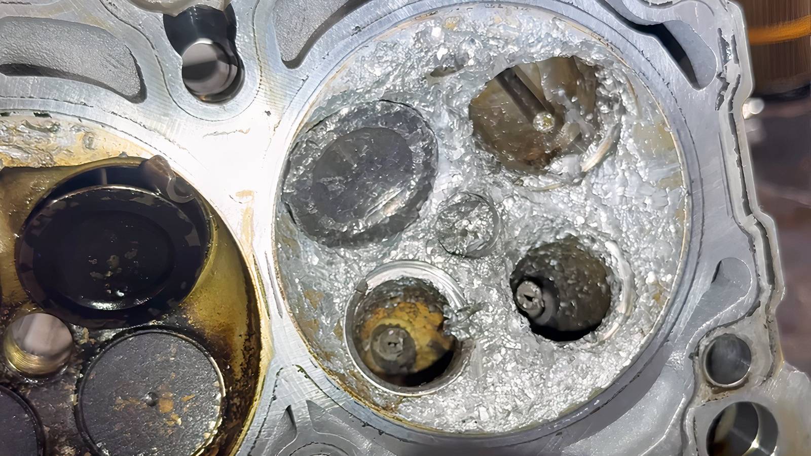 This Lamborghini V10 Engine’s Internal Damage May Be The Worst We’ve ...