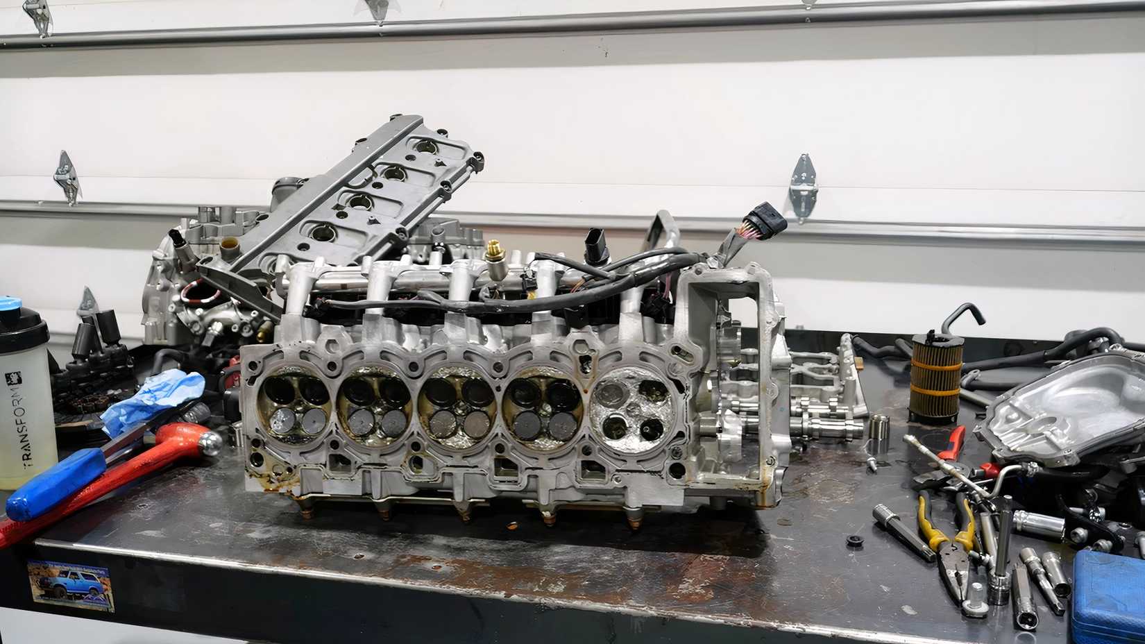 V10 Engine Internal This Lamborghini V10 Engine’s Internal Damage May Be The Worst We’ve ...