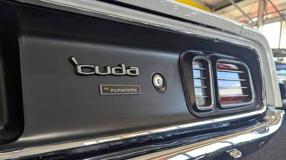 1971 Hemi Cuda Badge