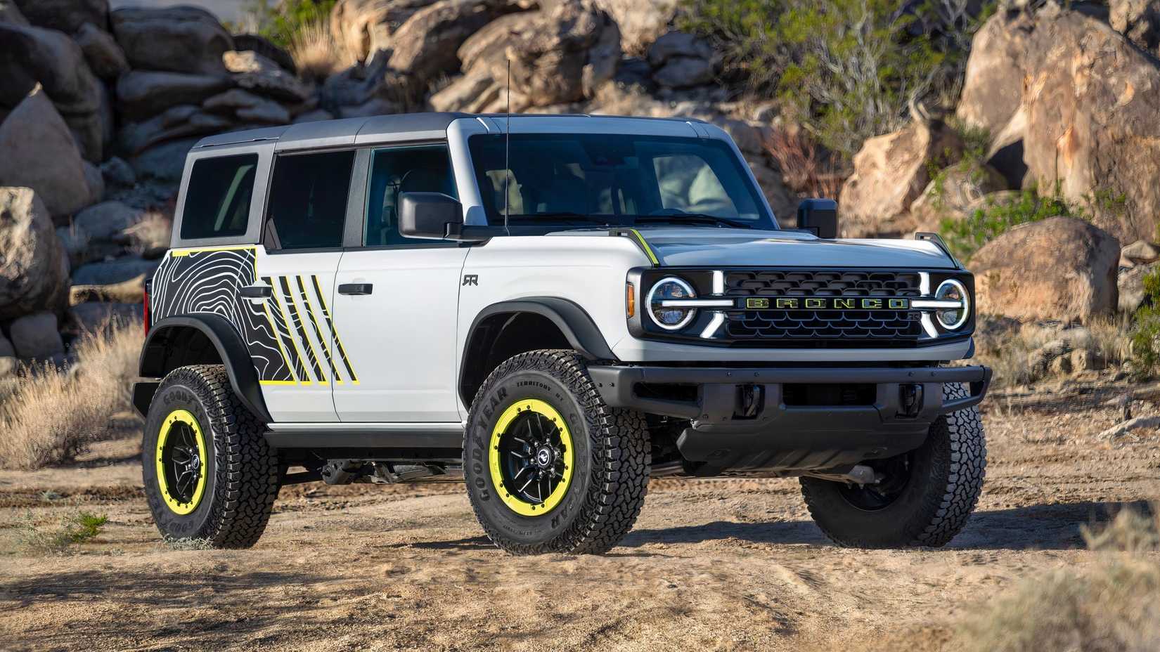 Ford Bronco Raptor With Rtr Grill 2027 Ford Bronco RTR Coming As A Cut-Price Raptor Alternative