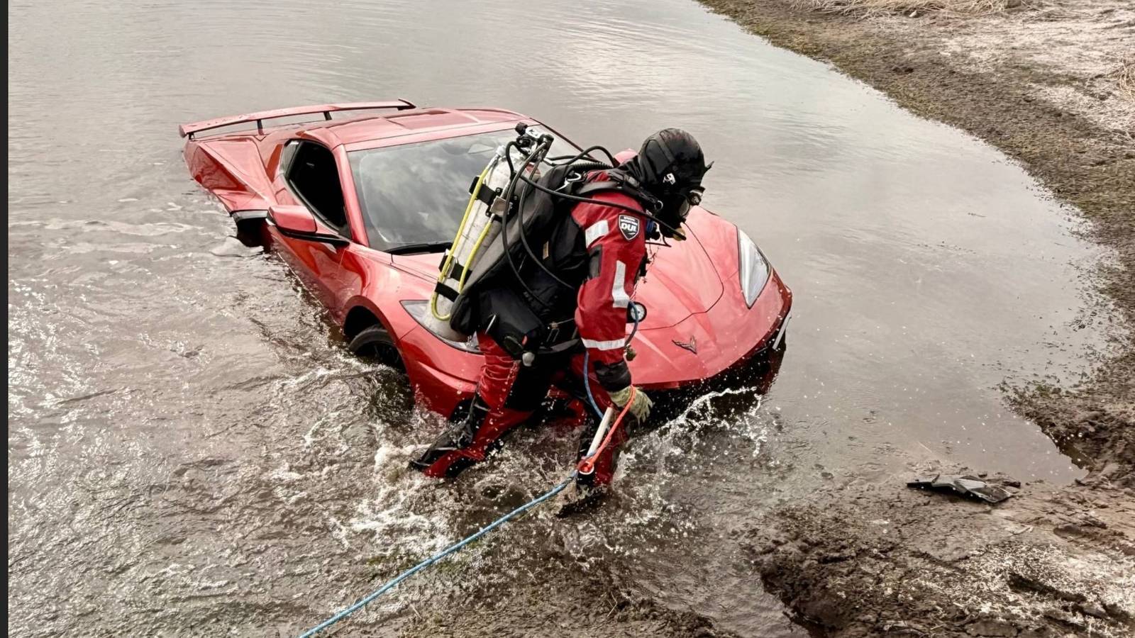 Mysterious C8 Corvette Found Abandoned In Florida Pond
