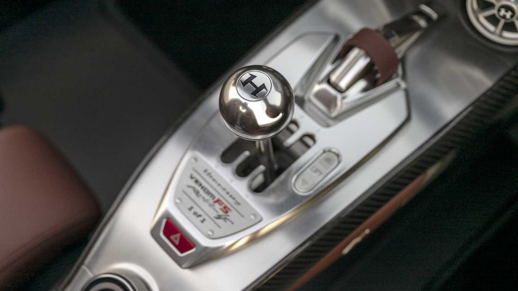 The Hennessey Blackbird Revives the Gated Manual—Why Old-School Purity Beats Hybrid Hypercars — image 3