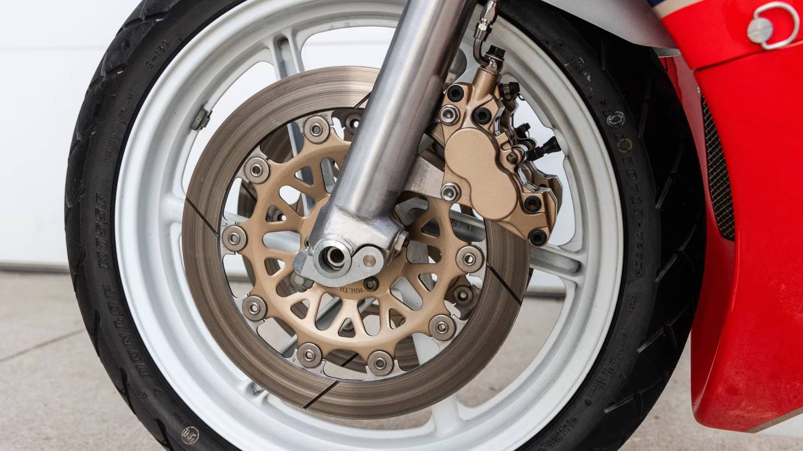 Japan Built A Motorcycle That Embarrassed Every European Superbike