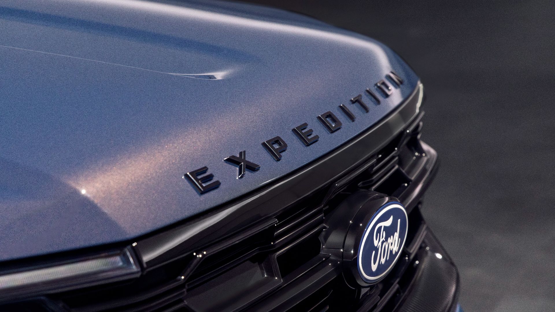 How Ford Quietly Broke A 40-Year Truck Rule On Its Biggest SUVs
