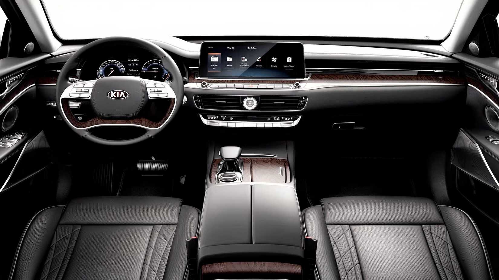 The Phantom V8 Sedan That History Barely Recorded