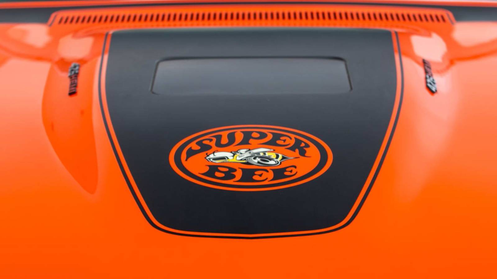 Hemi Rip Mix 1971 Dodge Charger Super Bee Hemi: Only 22 Built