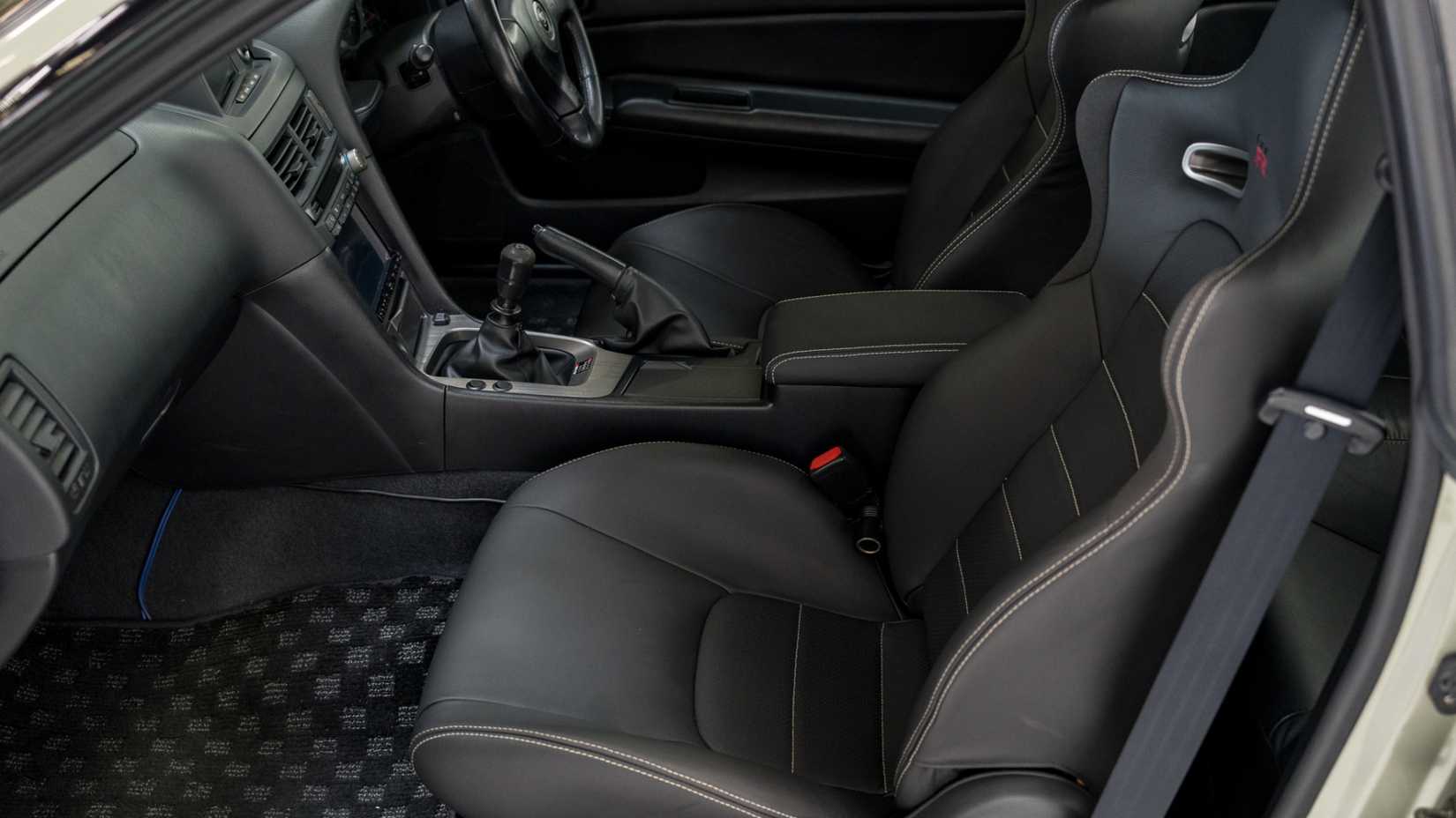 The R34 Skyline GT-R Had a Digital Telemetry Screen a Decade Before Any ...