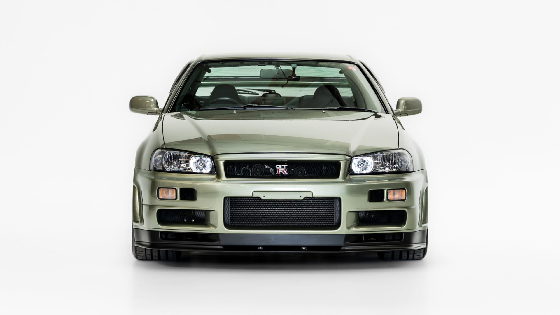 The R34 Skyline GT-R Had a Digital Telemetry Screen a Decade