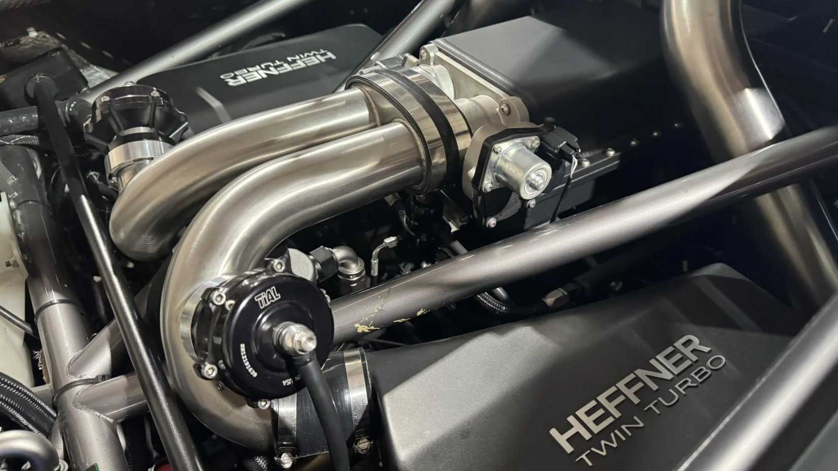 The Forgotten American Supercar That Out-Engineered The Ford GT