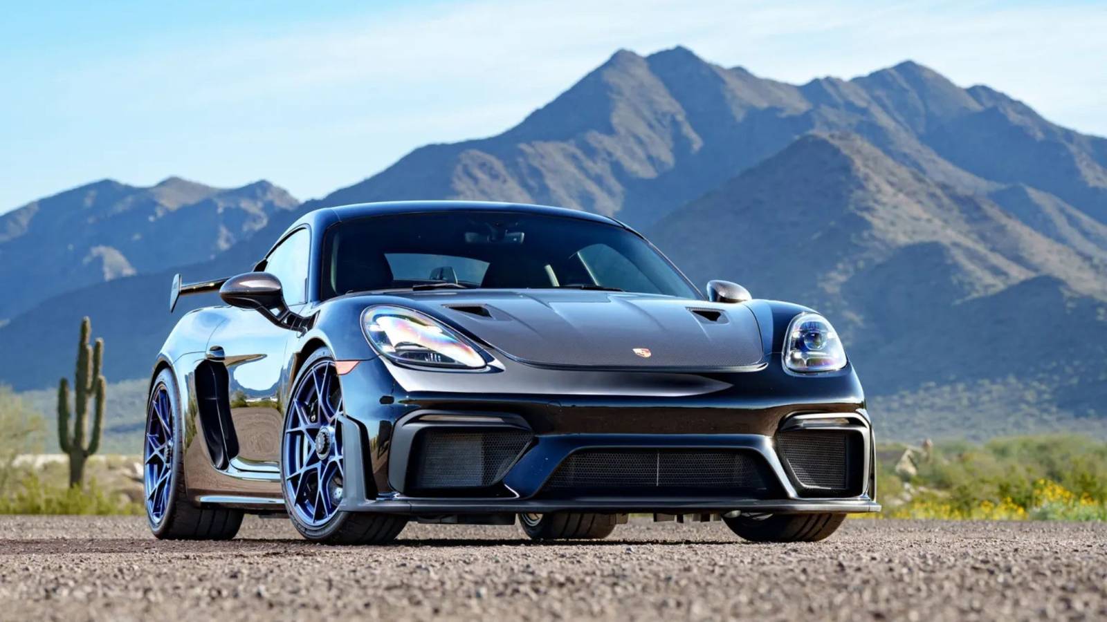 The Porsche 718 Cayman GT4 RS Is The Mid-Engine Porsche To Beat