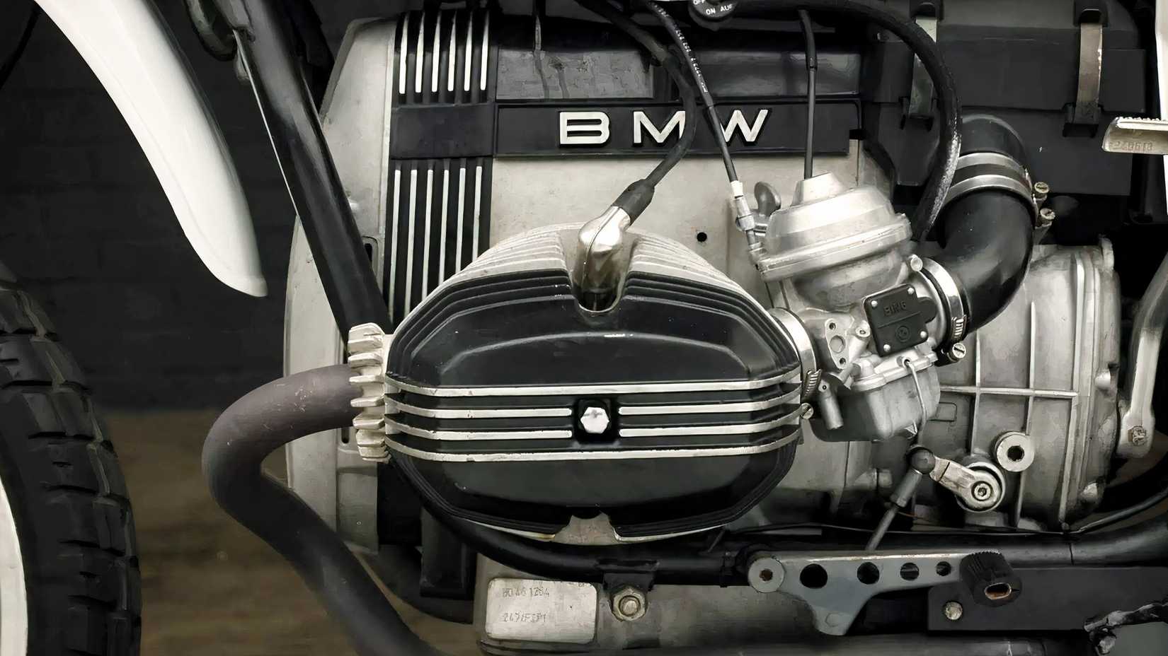 BMW R 80 G/S: The First Adventure Motorcycle Ever Made