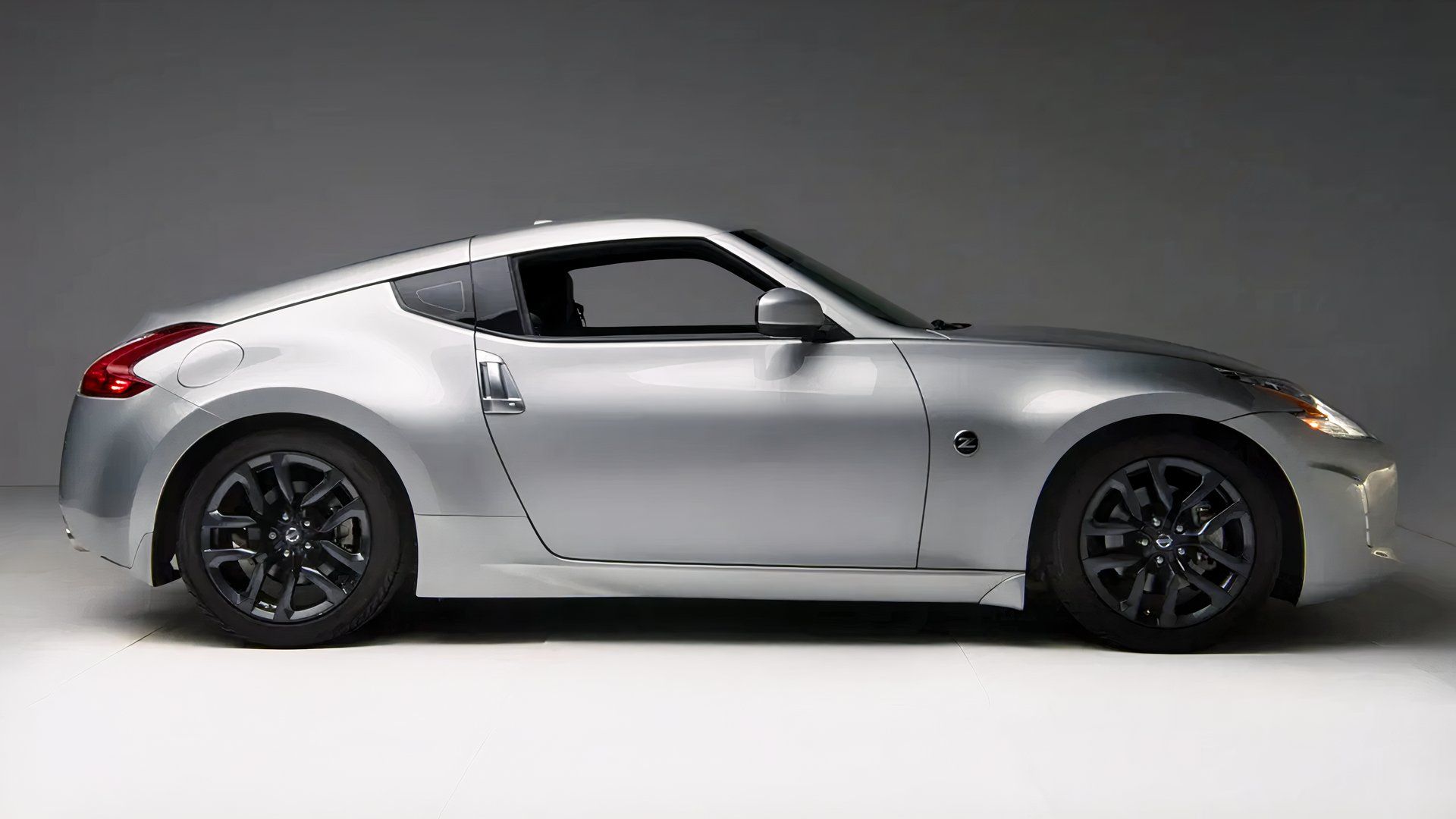 The Sports Car Nissan Killed That You Can Buy Today For Almost Nothing