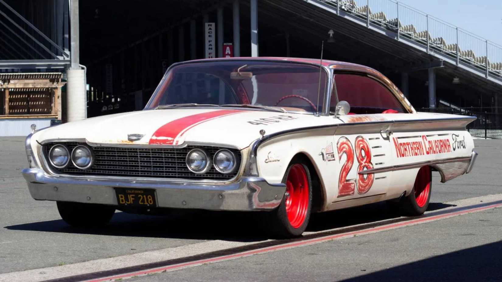 Ford Starliner: The Forgotten Muscle Car That Predated the GTO