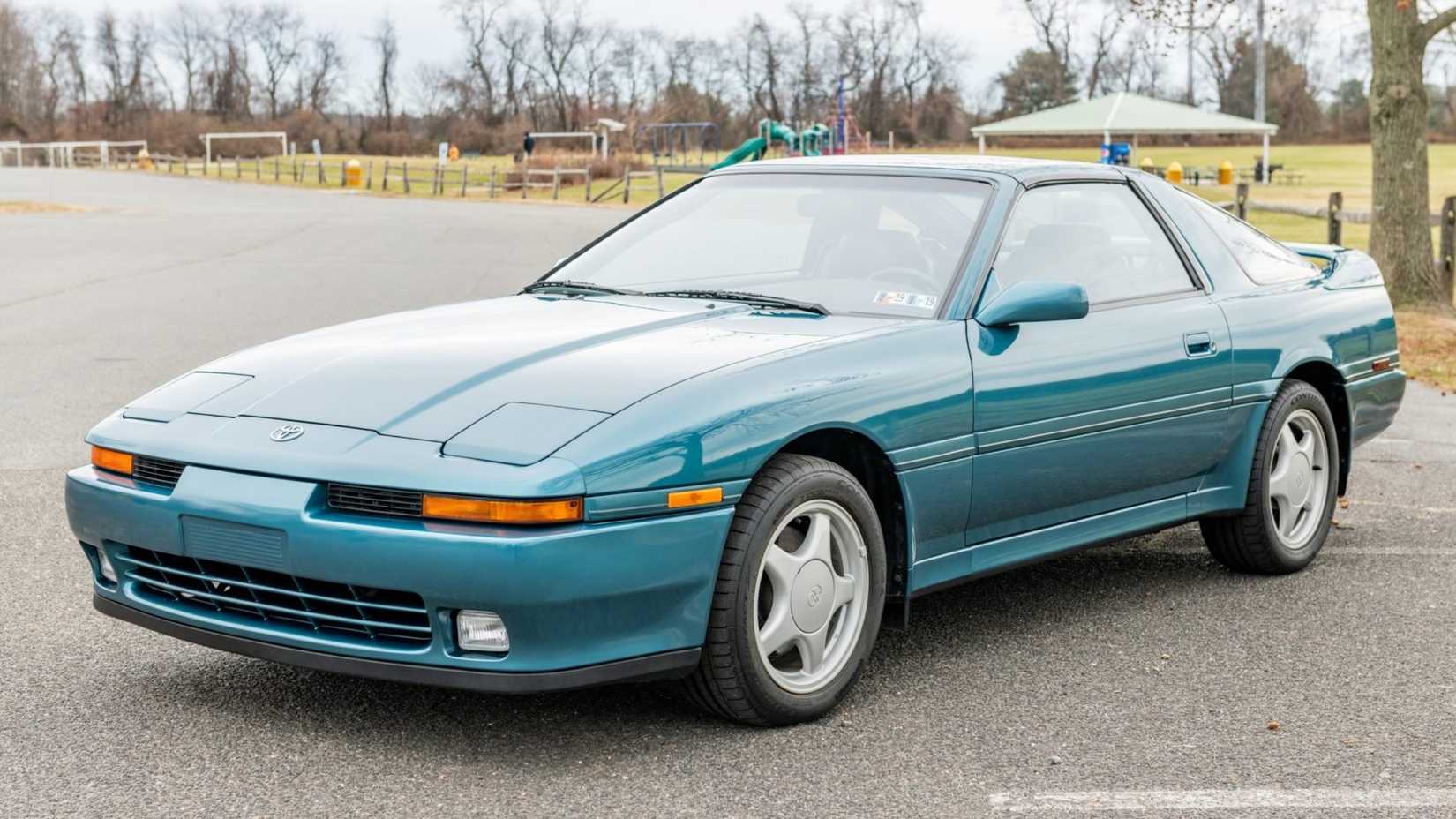 10 Classic Sports Cars Cheaper Than A Brand New Toyota GR86 10-classic-sports-cars-cheaper-than-a-brand-new-toyota-gr86