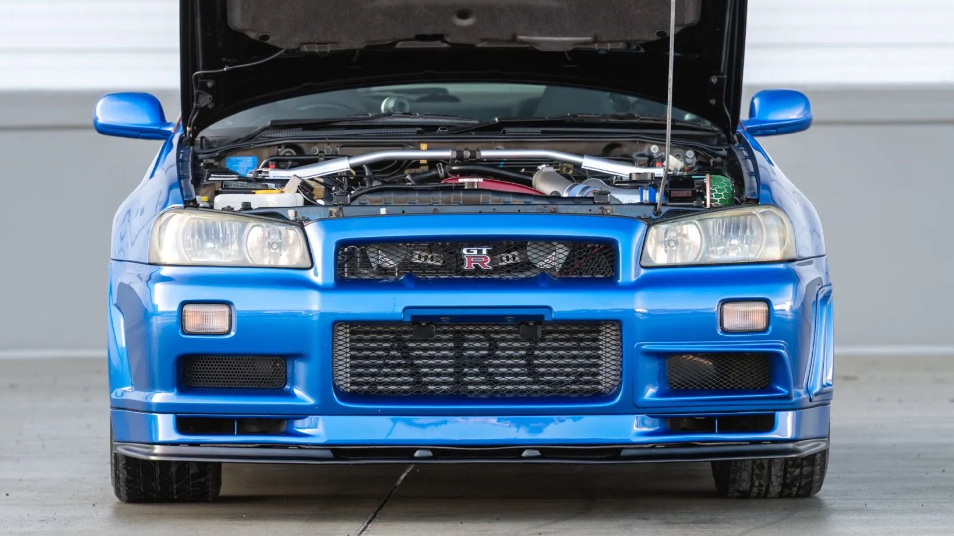 r34-1999-nissan-skyline-gt-r-v