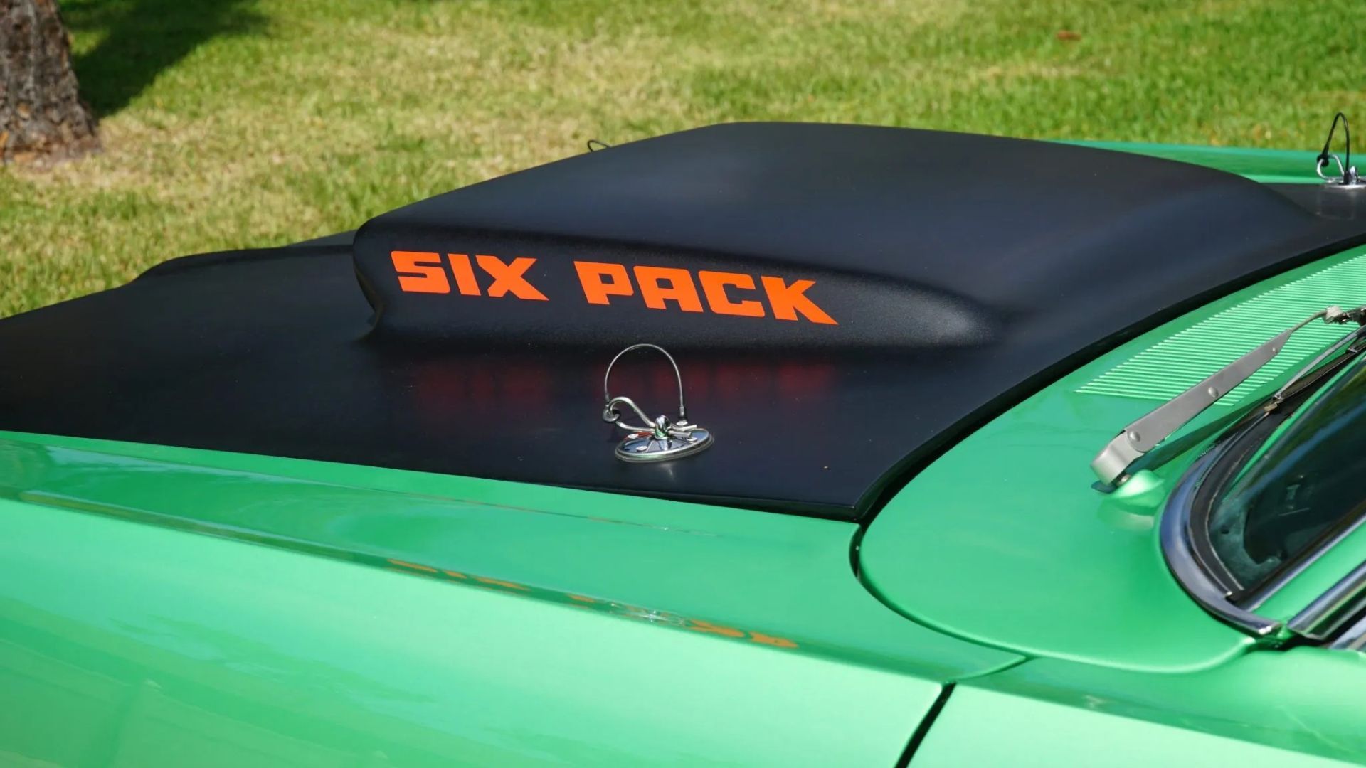 This Cheap Plymouth Made Hemi Owners Look Like Fools