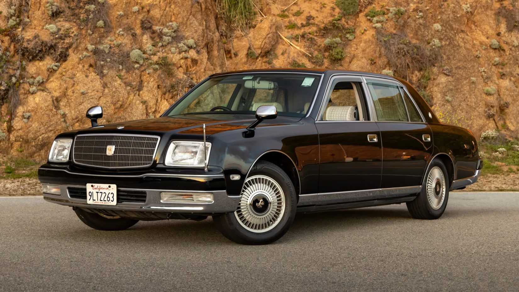 This Toyota V12 Is The Rarest JDM Luxury Car You Can Buy