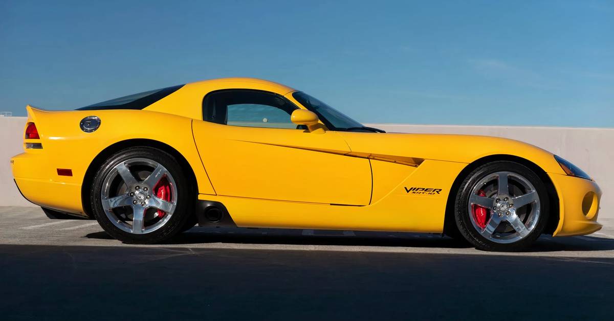 Naturally Aspirated V10 Cars Collectors Are Quietly Snatching Up