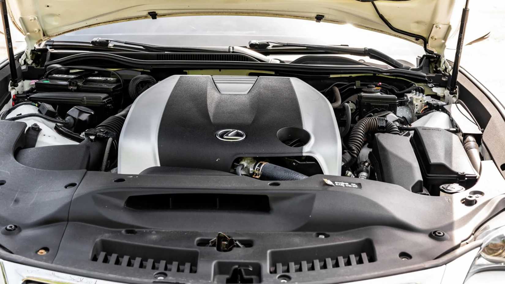 The Last Naturally Aspirated V6 That Still Feels Right In 2026