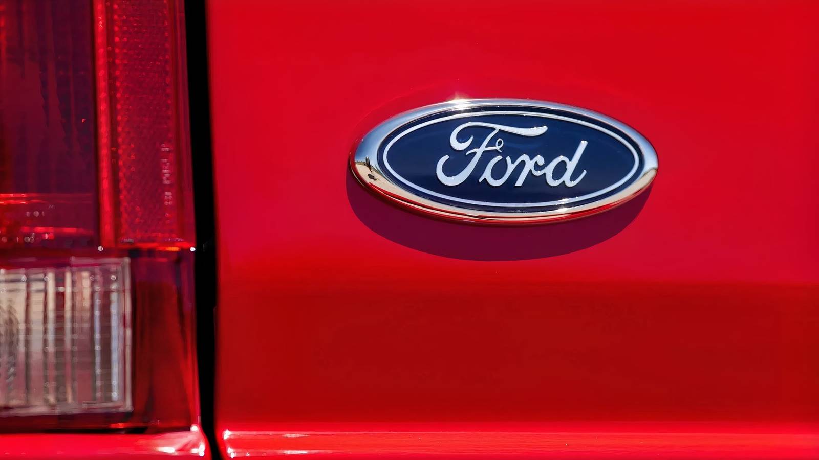 Before Raptors, Ford Built This 5.8-Liter Street Truck