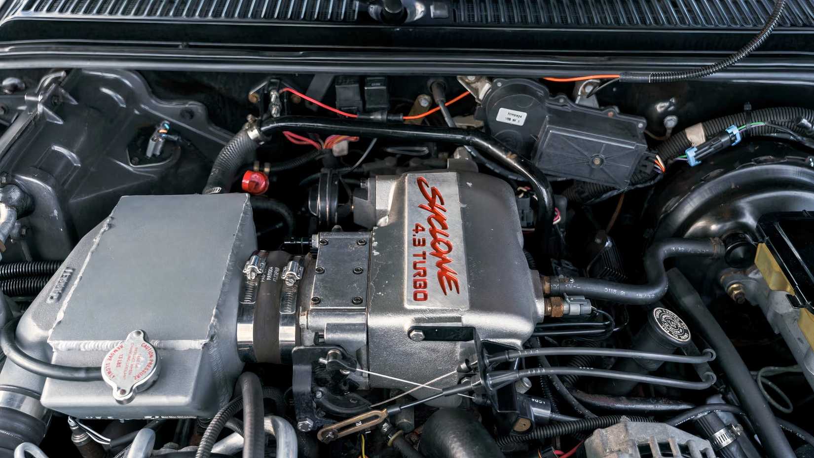 GMC Built A 4.3-Liter Turbo Truck That Shocked The ’90s
