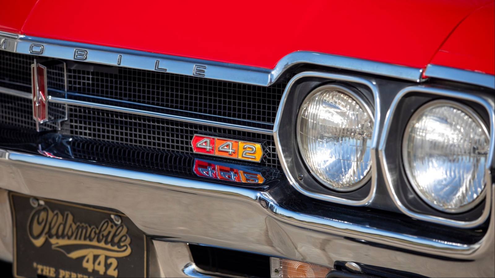 The Real Meaning Behind Oldsmobile's Mysterious 442 Numbers