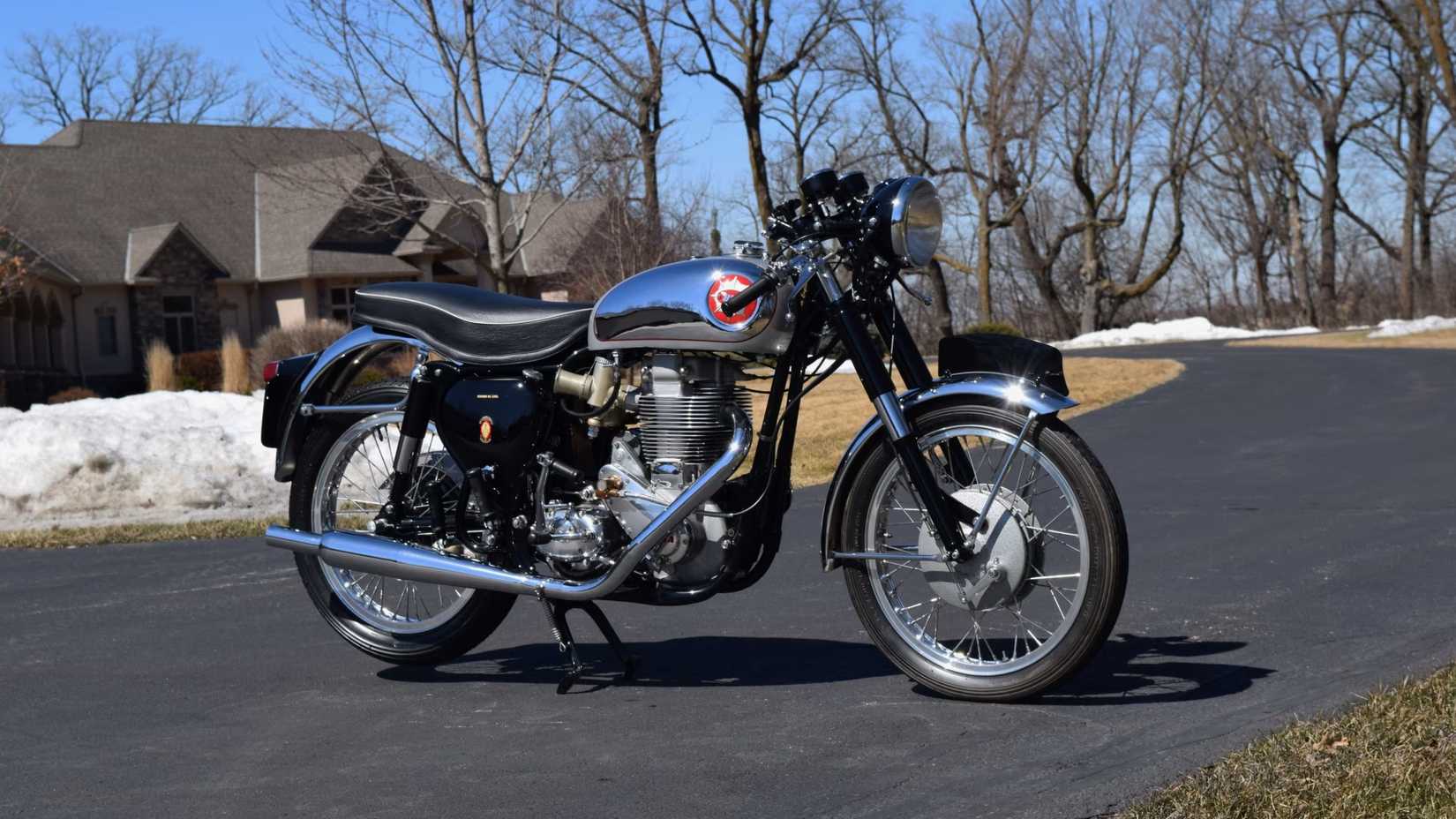 10 Vintage Single-Cylinder Bikes Riders Refuse To Sell