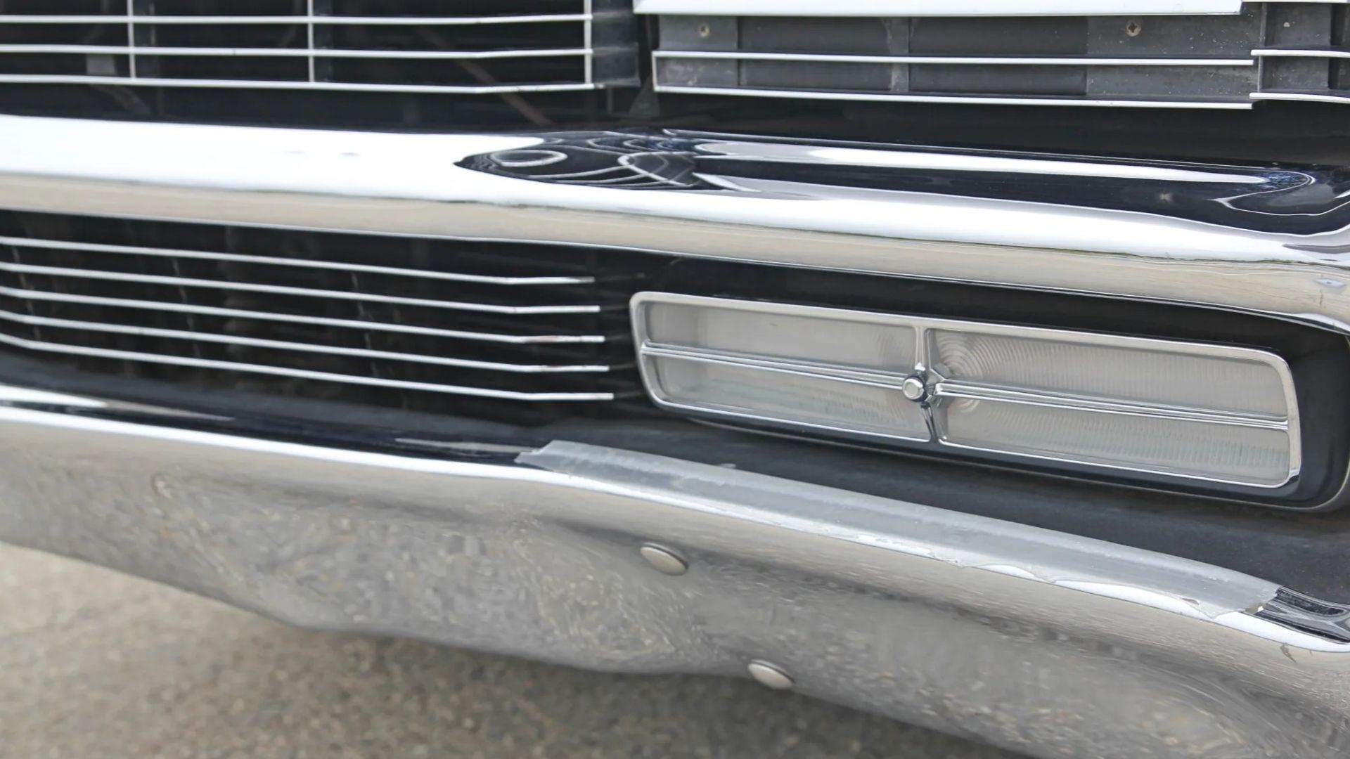 【超レア】WING CLUB デスクトップモデル　Maia MERCURY The Big-Block Mercury Luxury Cruiser That Still Slips Past Collectors