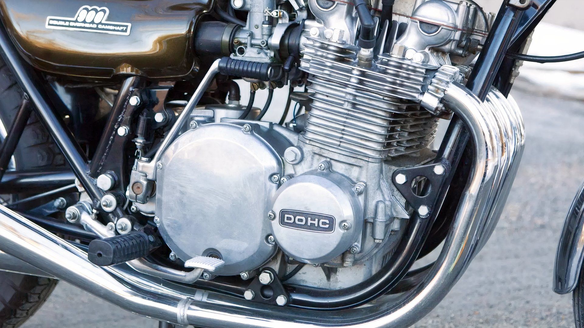 The Kawasaki Vintage Superbike Insiders Worship