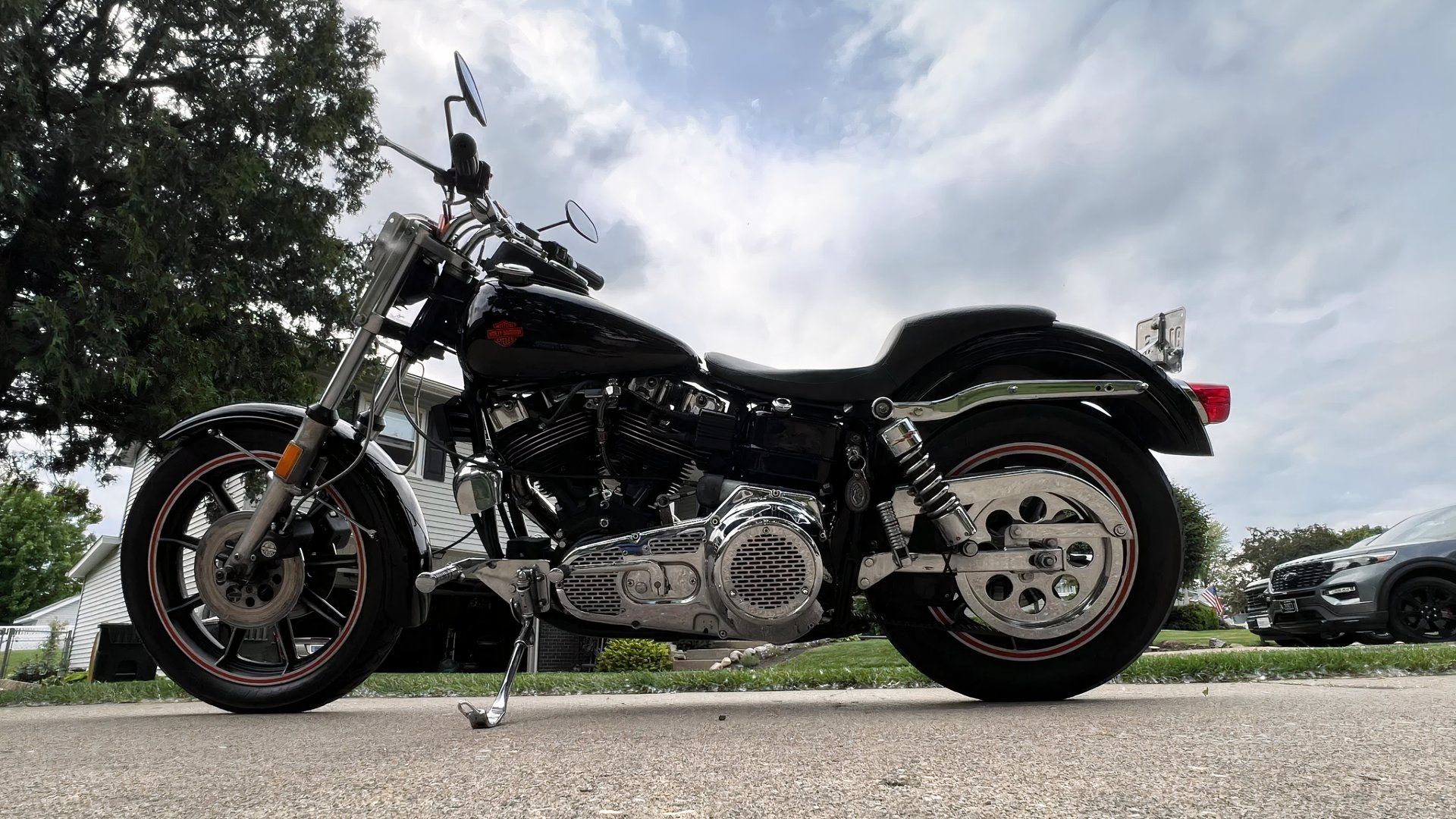 ※インディ※　　　　　　　　　　　　　 【激レア 】ハーレーダビッドソン The Forgotten Harley Shovelhead That Invented The Dark Custom Look