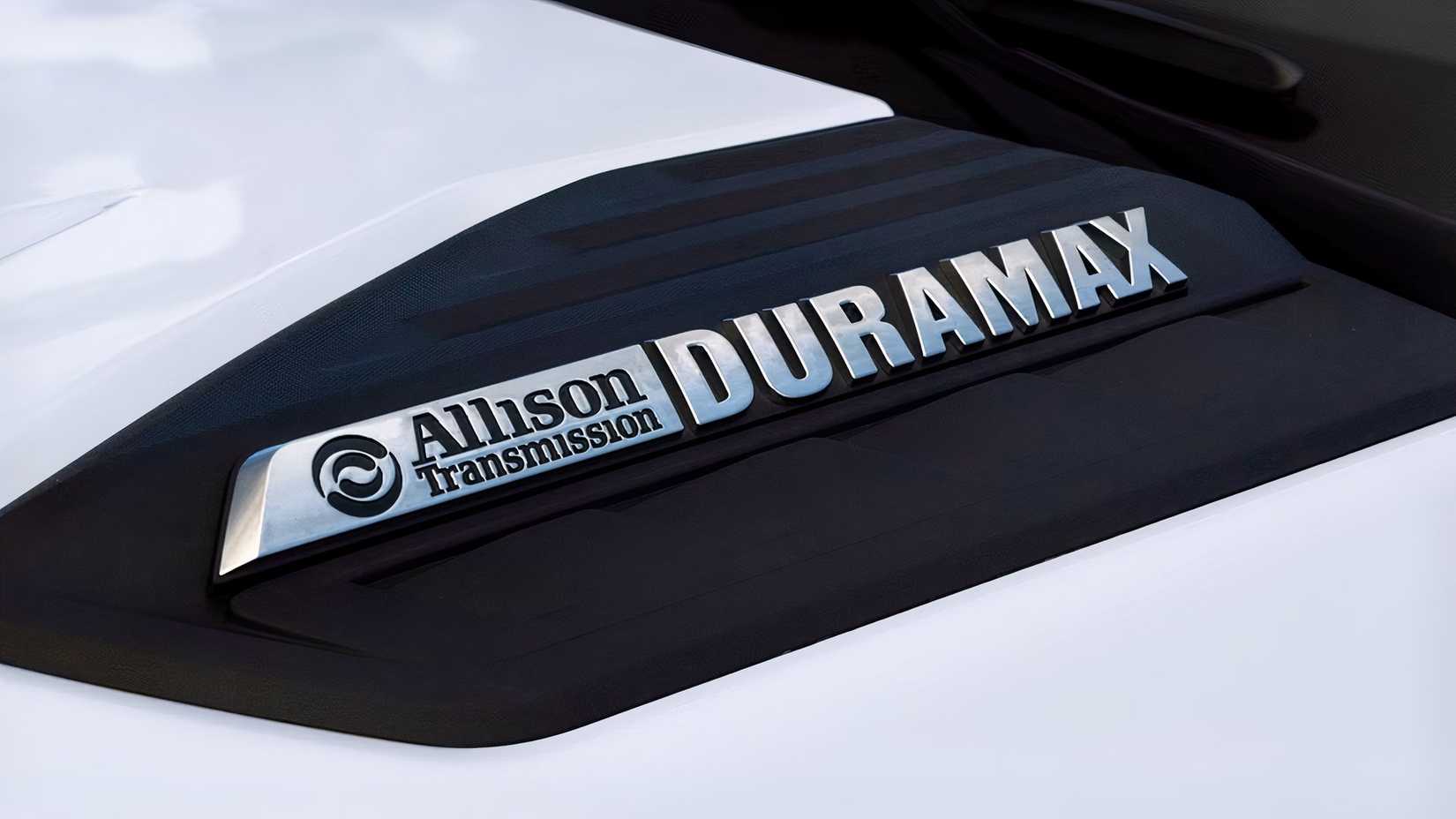 2027 Silverado Duramax Gets 900-Mile Range on One Tank