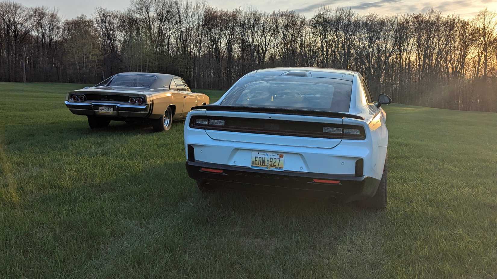 Charger SIXPACK and 1968 Charger