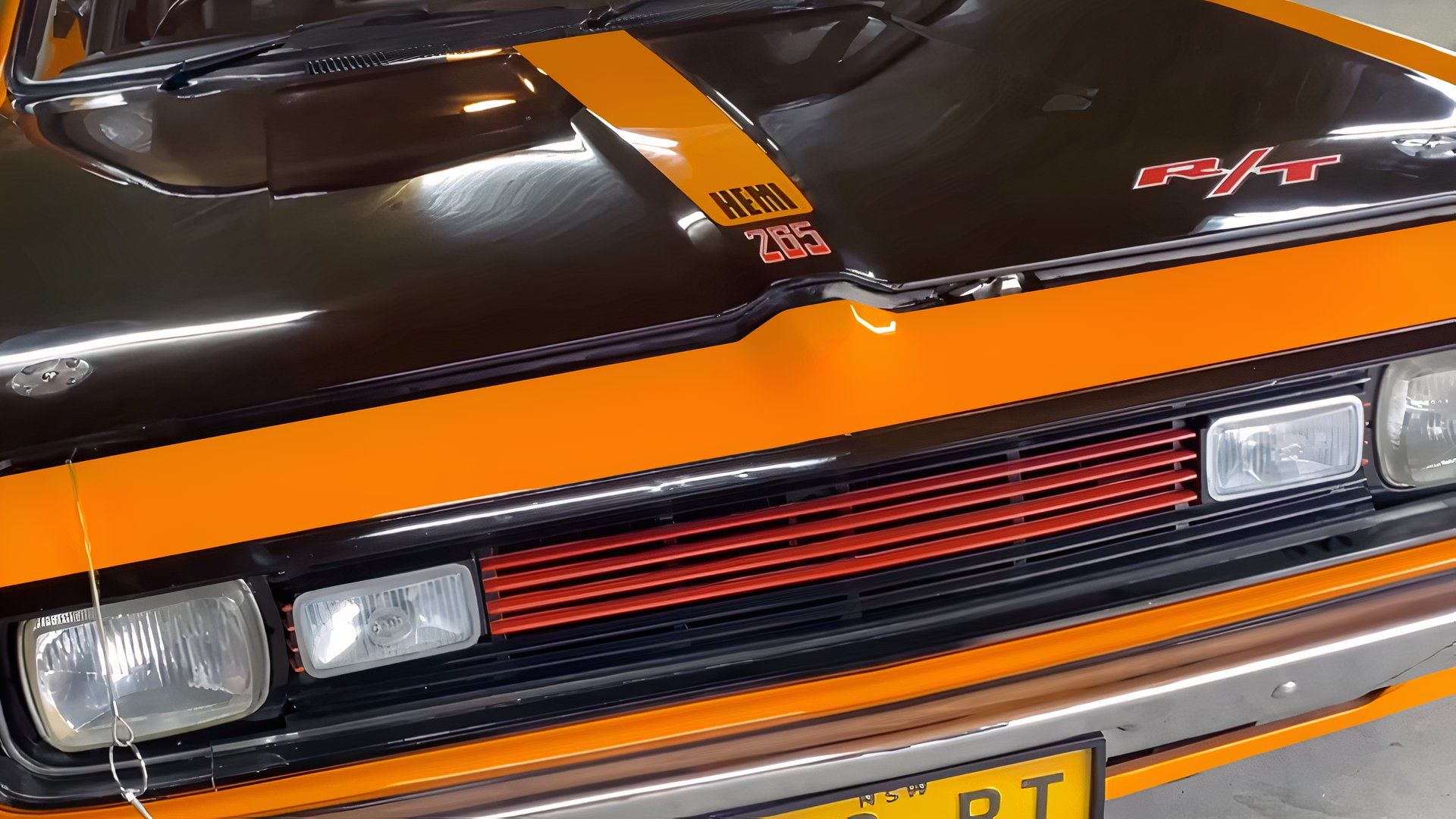 1970's mopar CHRER ヴィンテージ缶 クライスラー モパー The 302-HP Australian Six-Cylinder That Outran America's Biggest