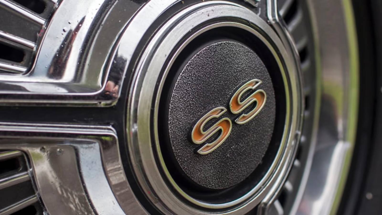 Chevy's Cheapest 1966 Compact Ran Low 15s With A Corvette V8
