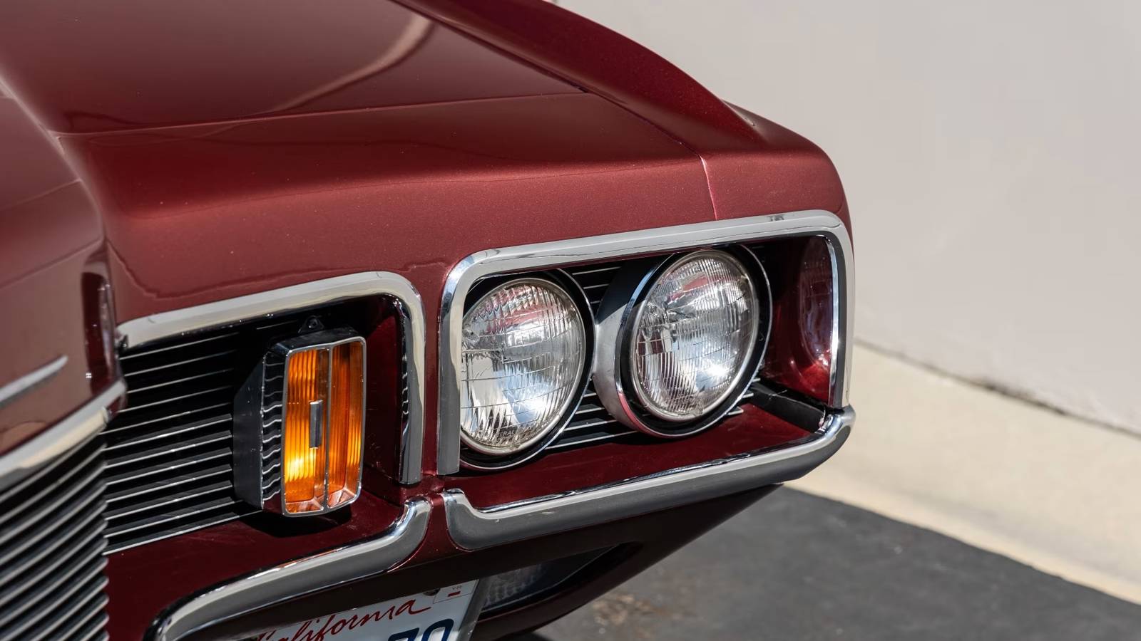 Ford's Forgotten Luxury Bruiser Has V8 Torino Cobra Power Without The Insane Price