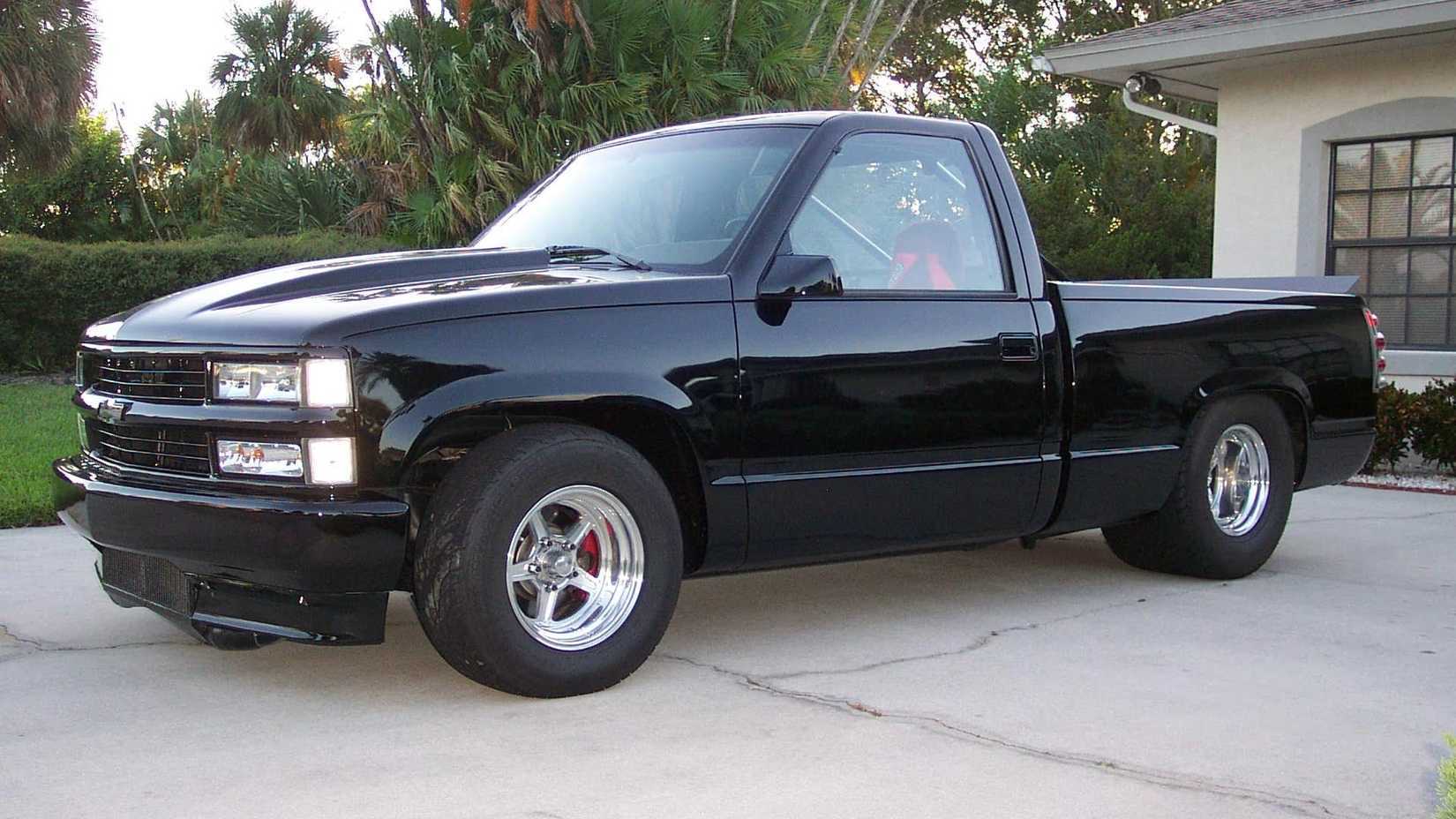 5 Big-Block Pickups From When Trucks Were Really Muscle Cars