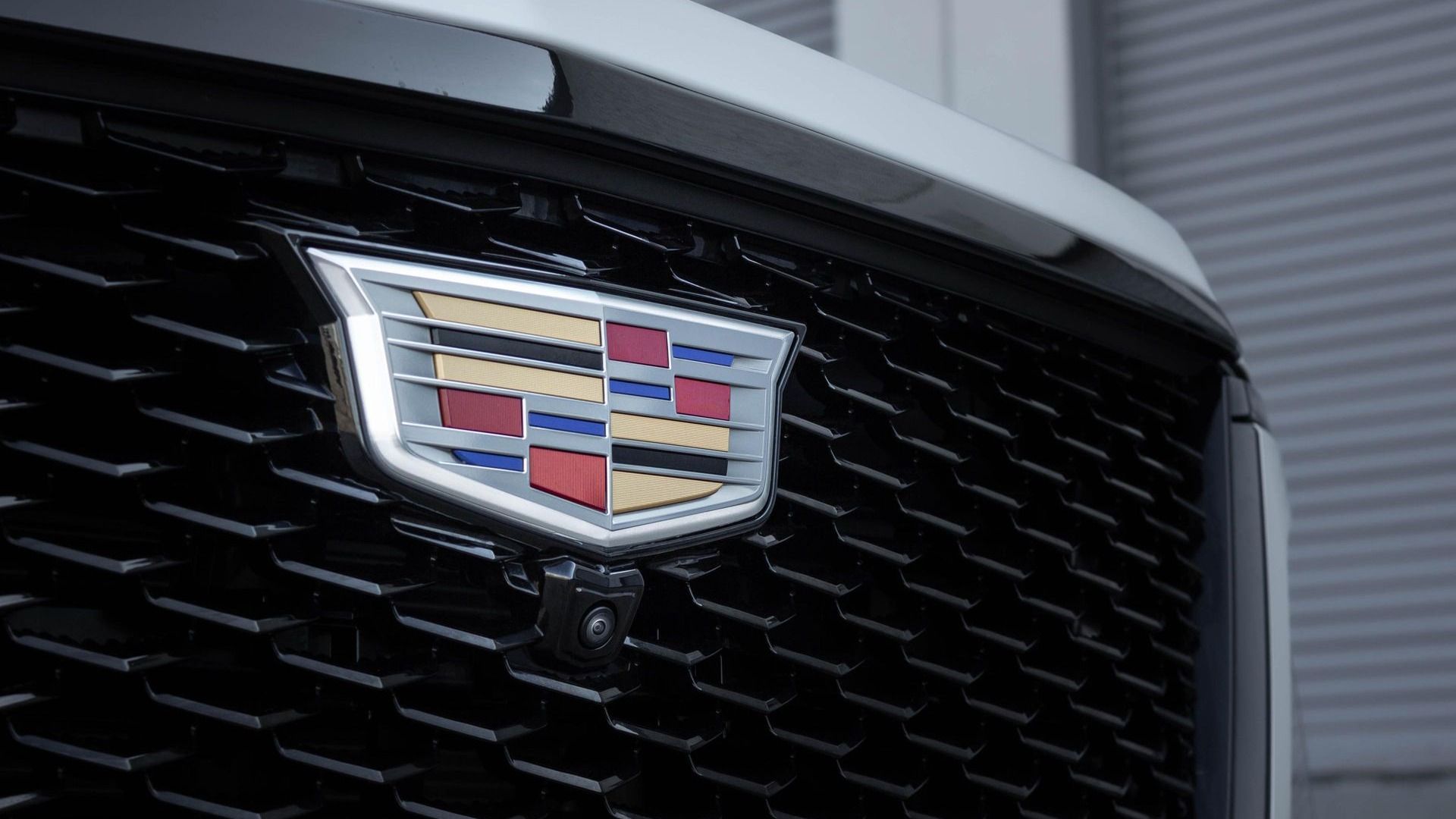 This SUV Has 682 HP and Still Fits the Whole Family