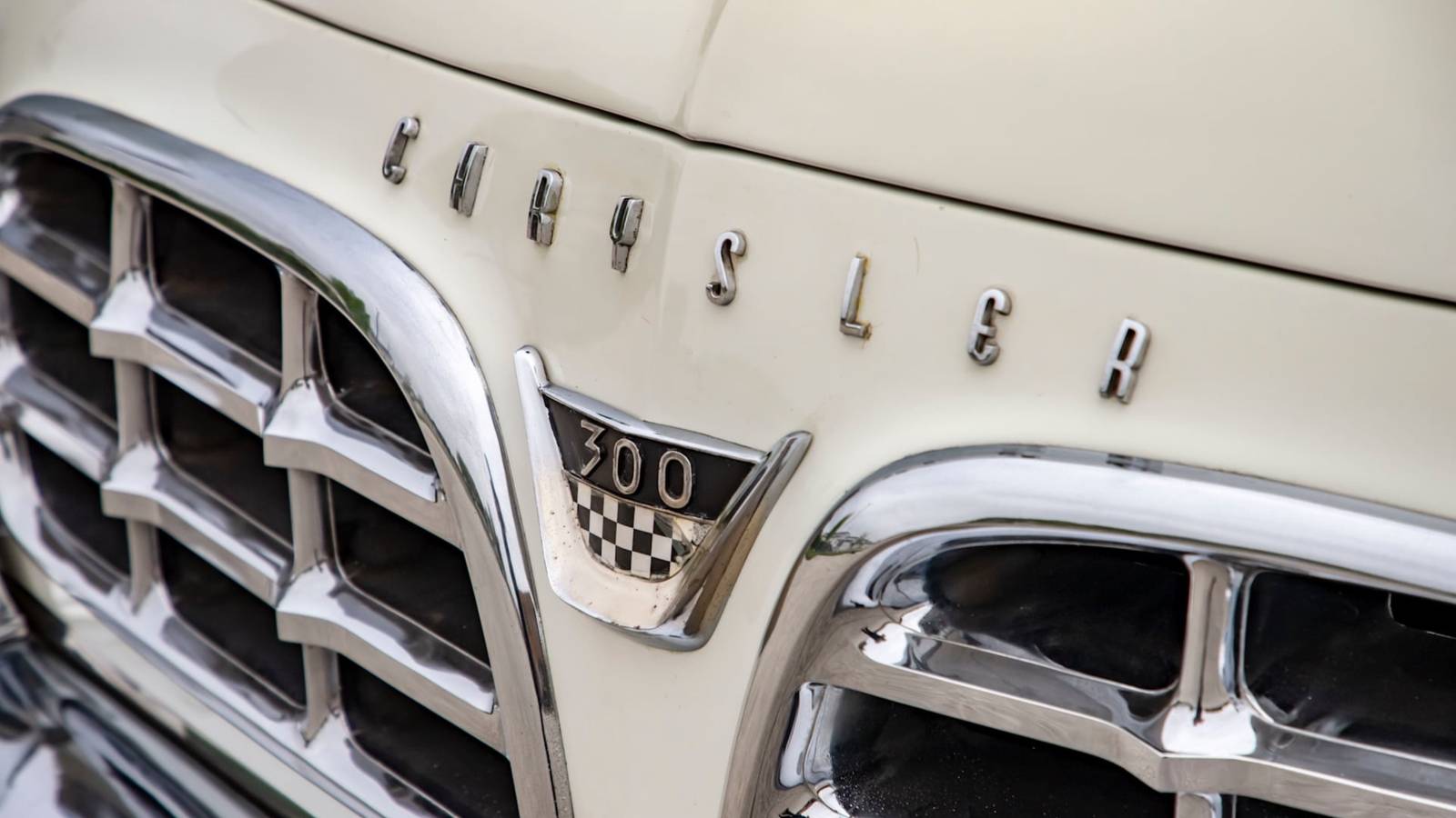 Chrysler's Hemi Coupe Kicked Off Detroit's Horsepower War Alone