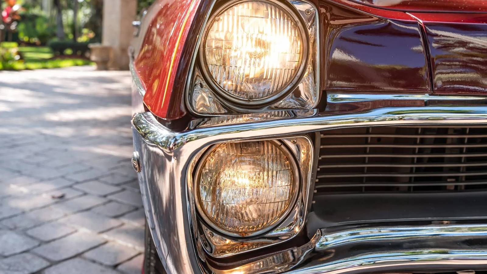 The 390-HP Pontiac Sedan That Hid GTO Power Behind Taxi Sheetmetal