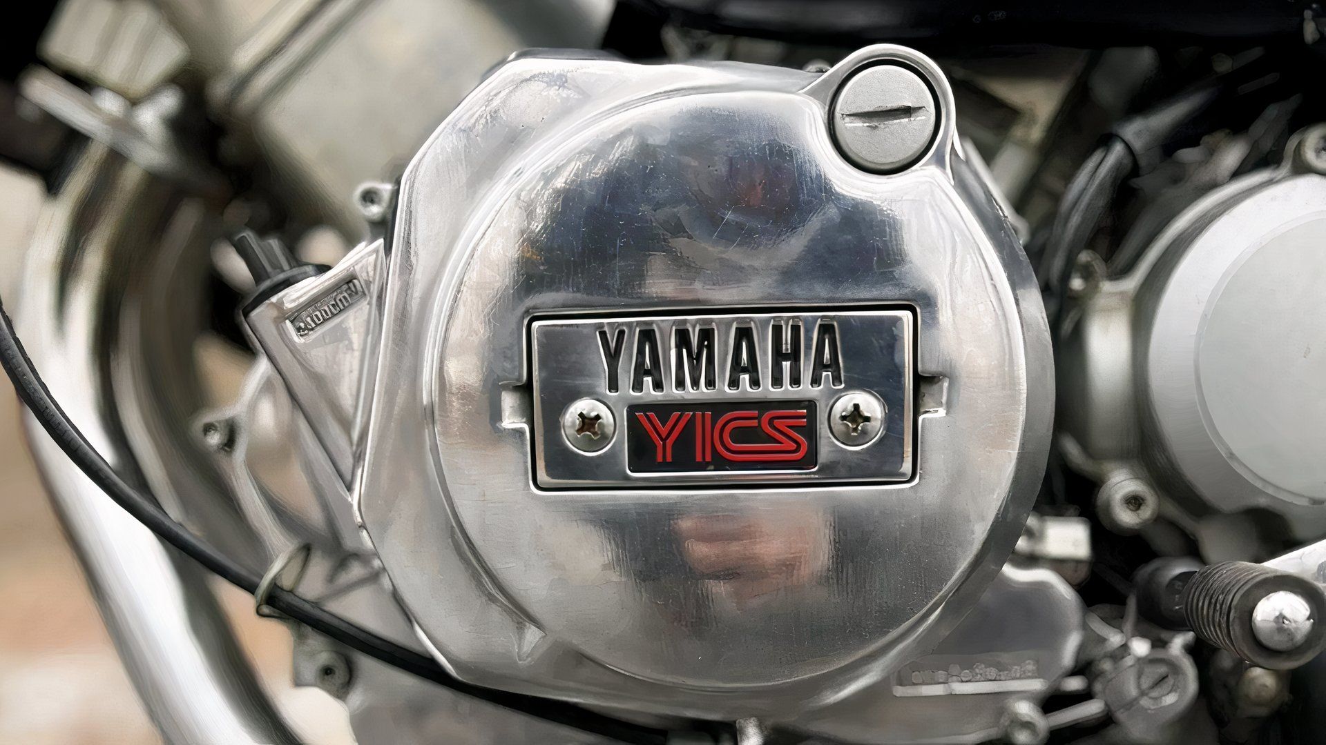 Kyle Chandler's First Motorcycle Was A Yamaha You Wouldn't Expect
